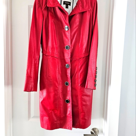 Red leather jacket - Picture 2 of 3